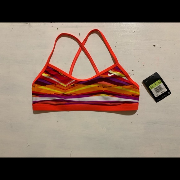 BRAND NEW - Nike swimsuit - Picture 4 of 7